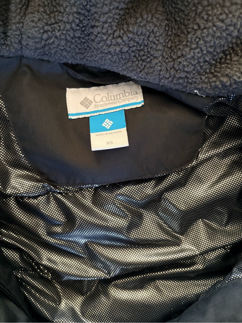 Women’s Columbia parka - Picture 2 of 2